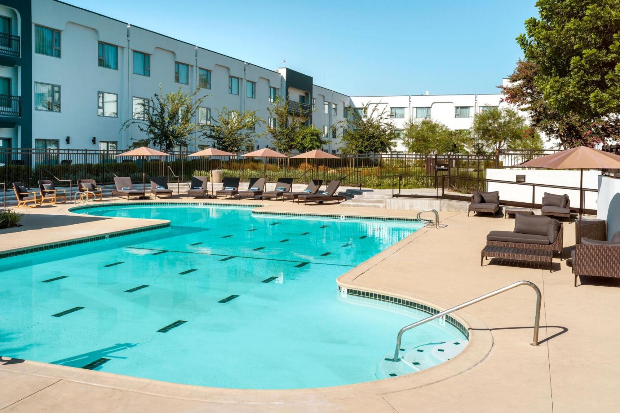 Delta Hotels By Marriott Ontario Airport Luaran gambar